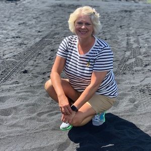 Meet your Posher, Shelly